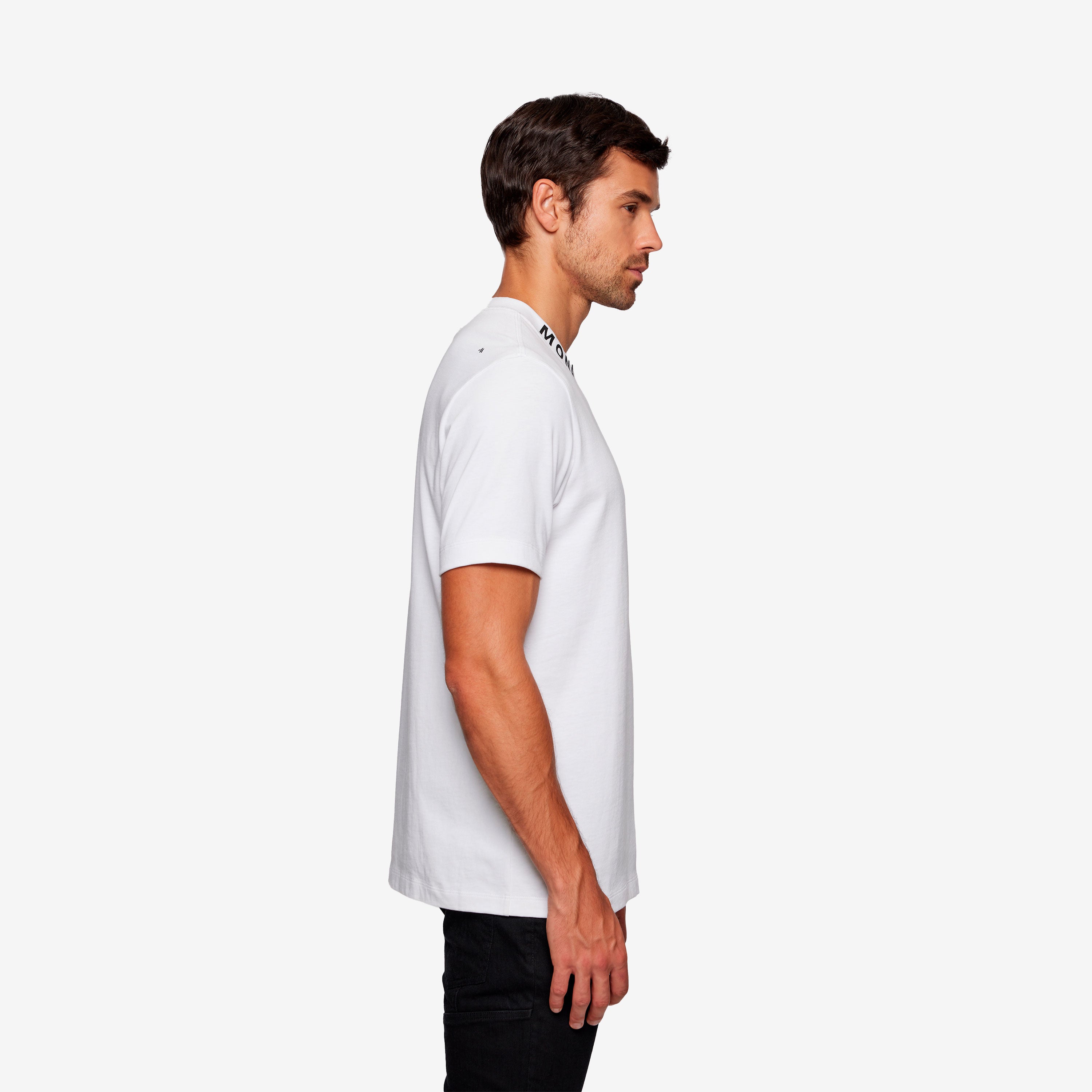 Camiseta deportiva / casual color blanco! Athleisure T-shirt in White! –  OSOP Mansion Conscious Luxury Humanswear Lo mejor de la Moda masculina y  sin género en Colombia, ven a elevar tu propio